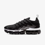 Nike Air VaporMax Plus Erkek Siyah Spor Ayakkabı