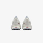 Nike Juniper Trail 3 Kadın Beyaz Koşu Ayakkabısı