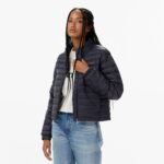 ژاکت آبی زنانه پوفری فوق العاده سبک کالوین کلاین - تصویر 14