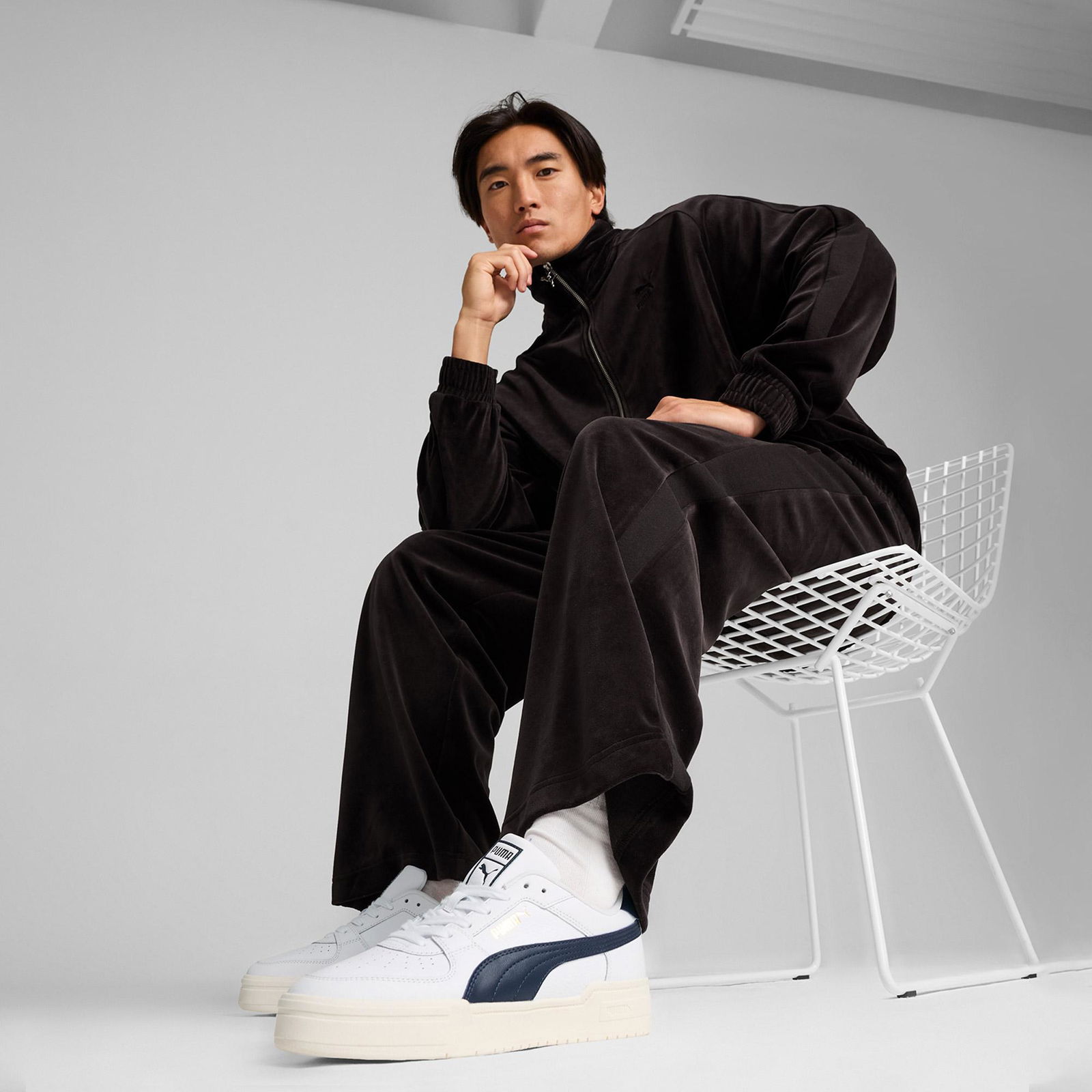 B41A95Bd-5305-4C4A-Ac0E-Cf5B1C4C3437_Size2000X2000_Cropcenter Puma Ca Pro Classic Erkek Beyaz Spor Ayakkabı