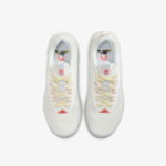 Nike Juniper Trail 3 Kadın Beyaz Koşu Ayakkabısı