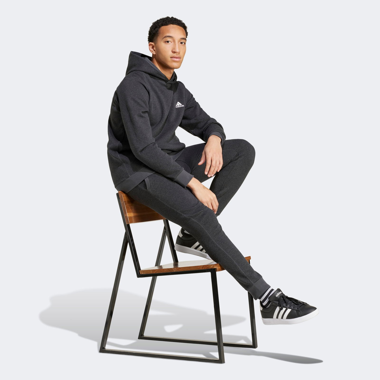Ed90Bc75-Bda9-4F87-9Eb2-60D375C0Af44_Size2000X2000_Cropcenter Adidas Mel Erkek Siyah Günlük Sweatshirt